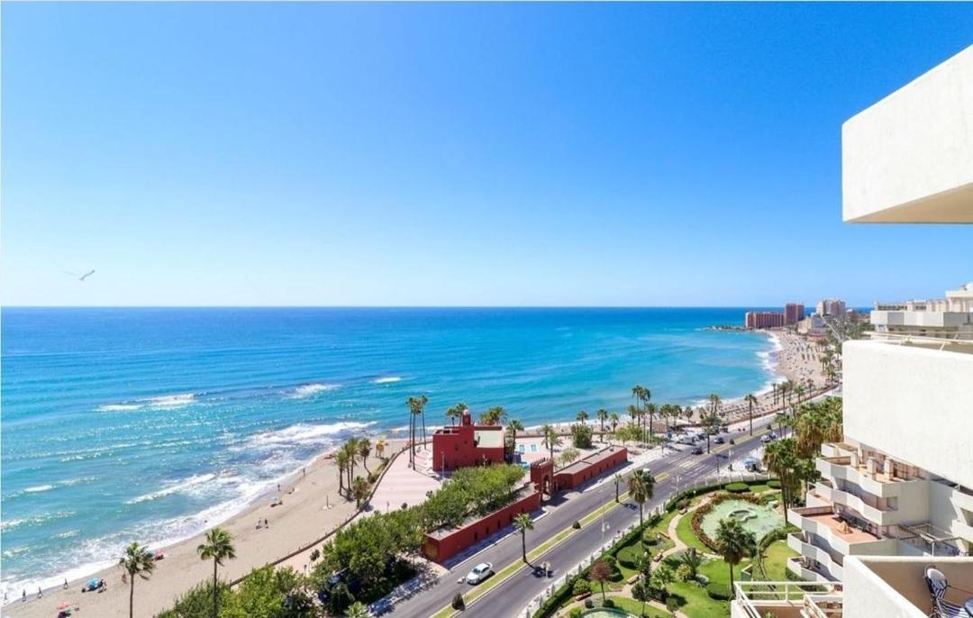 El Estudio De La Playa Benalbeach 324 Gran Terraza Vistas Al Mar Benalmádena Eksteriør billede